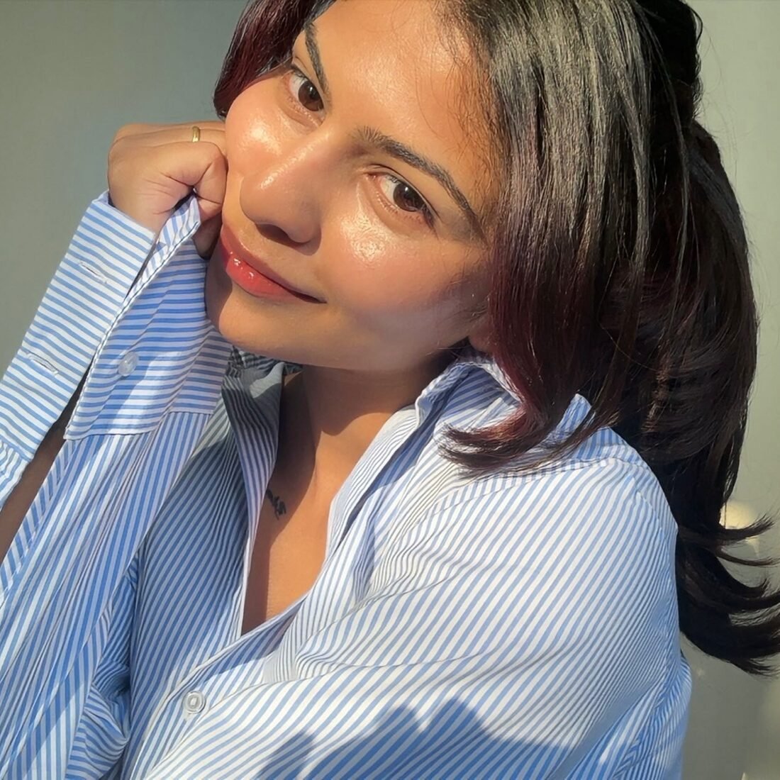 Close-up beauty portrait of Shreya Jadhav in daylight
